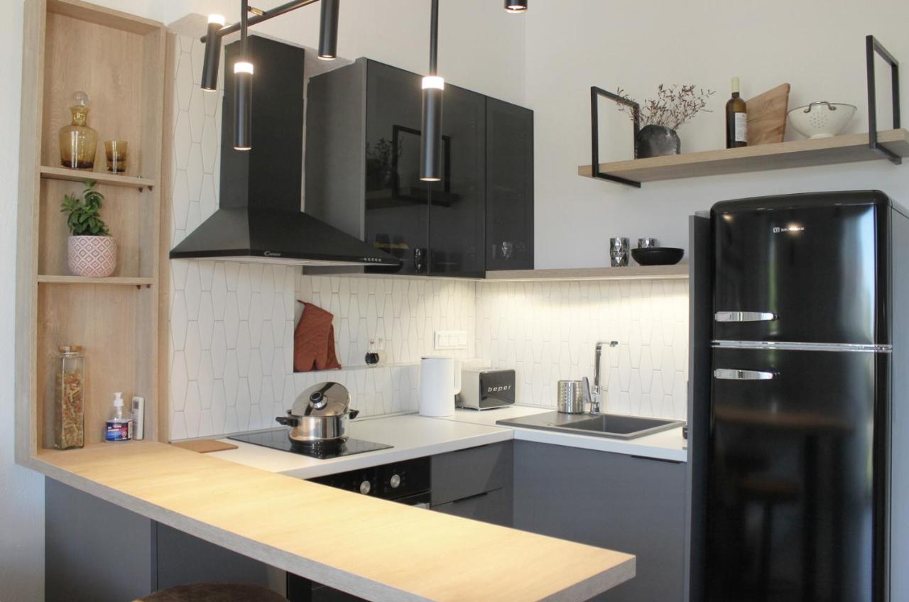 Aella Apartments Nikiti  Buitenkant foto